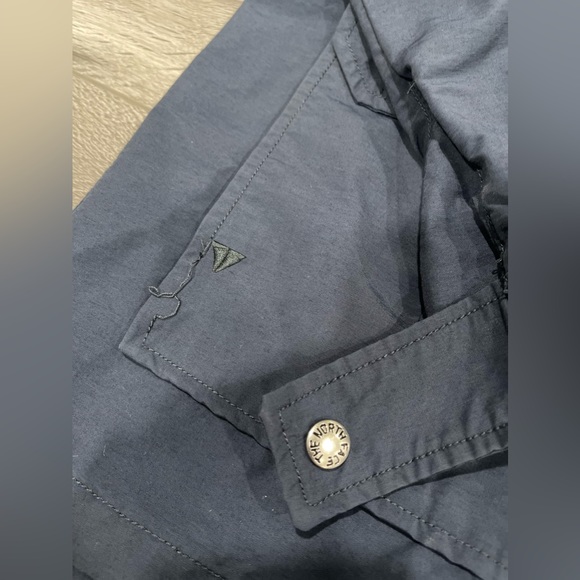 The North Face Blue Lightweight Jacket - Picture 10 of 12